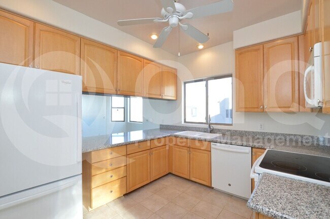 Building Photo - 11880 N Saguaro Blvd