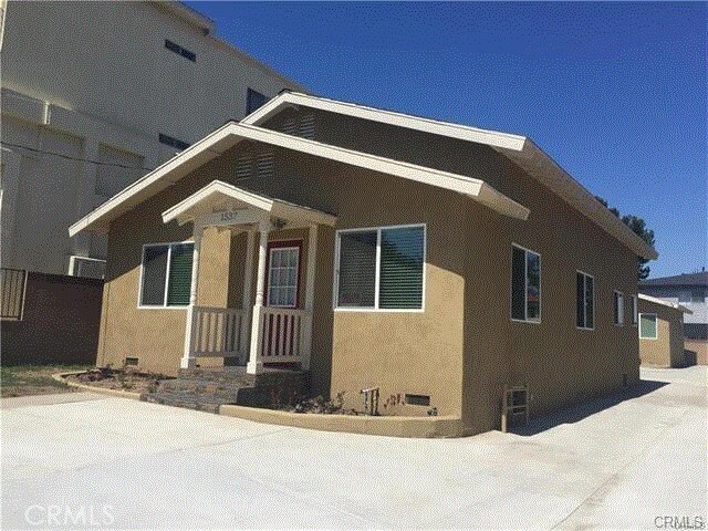 Primary Photo - 1537 261st St