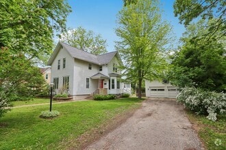 Building Photo - 311 Fargo St