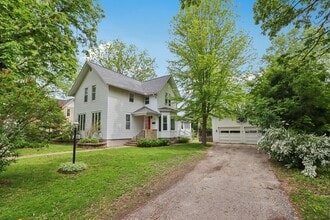 311 Fargo St
