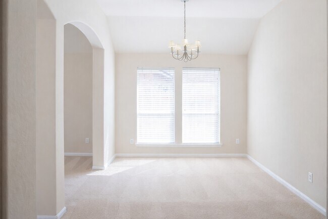 Foto del edificio - 8515 Clarkman Ridge Ln