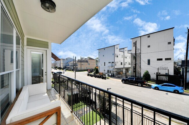 Building Photo - 1506 Colorado St