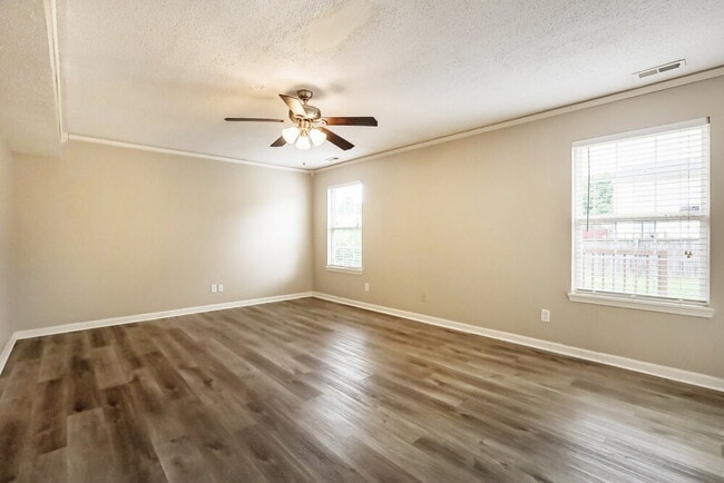 Building Photo - 6336 Long River Ln
