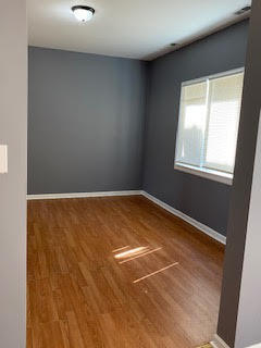 Foto del edificio - 8825 S Exchange Ave