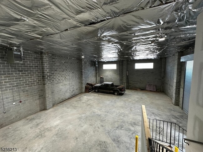 Building Photo - 226 Sherman Ave