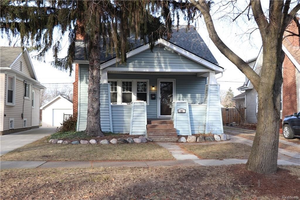 Primary Photo - 25 Kensington Blvd