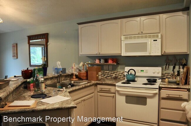 Building Photo - 3 br, 2 bath House - 5460 E. Steamboat Bend