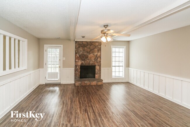 Building Photo - 3933 Birch Run Cove