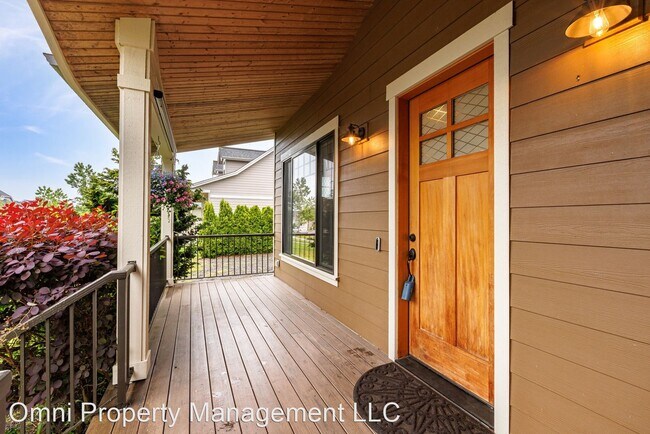 Building Photo - 3 br, 3 bath House - 1463 Larkspur St