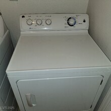 Building Photo - 9010 McLeod Dr