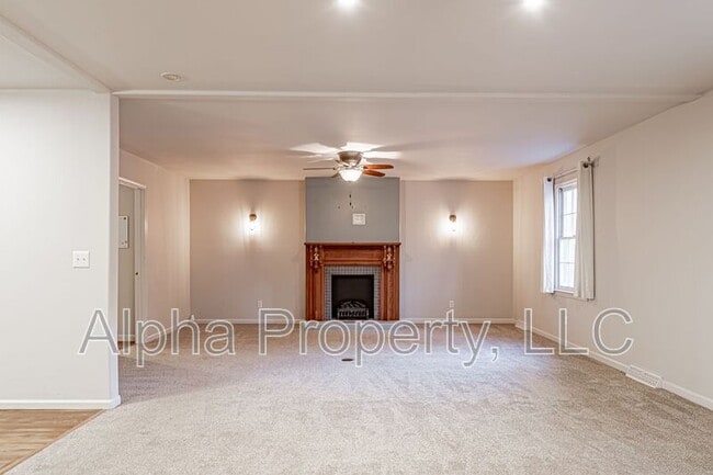 Foto del edificio - 314 S Plainview Dr