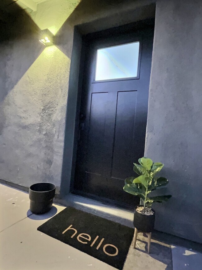 1005 N 15th St, Phoenix, AZ 85006 1005 N 15th St Phoenix, AZ