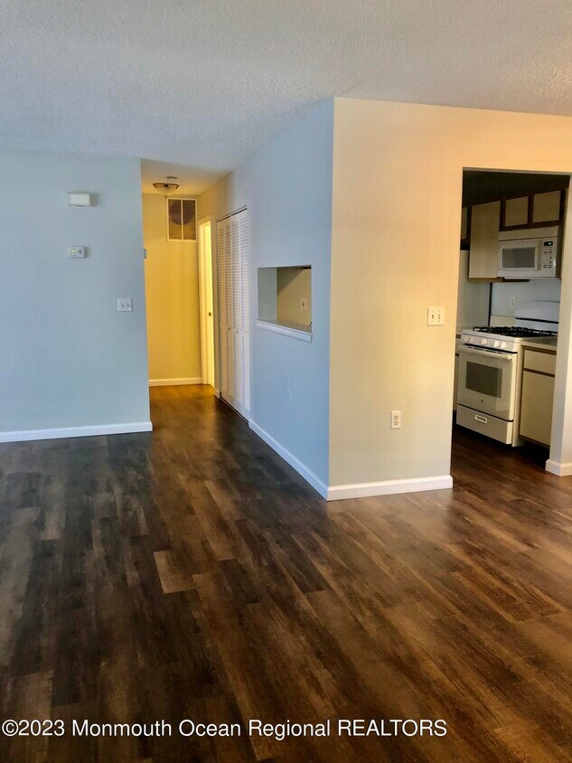 301 Geranium Ct, Jackson Township, NJ 08527 Condo for Rent in Jackson