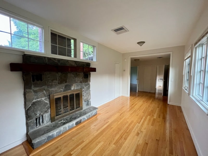 Primary Photo - 33 Wittenberg Rd