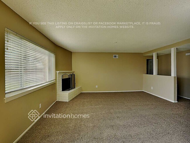 Foto del edificio - 2619 W Maple St