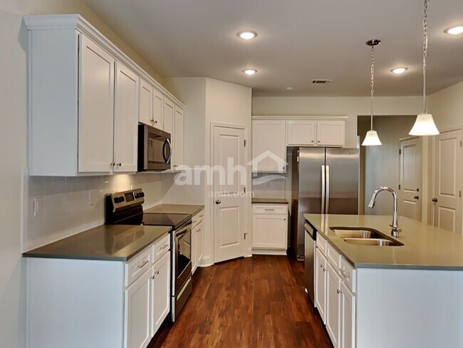 Building Photo - 3620 Isabella Ct