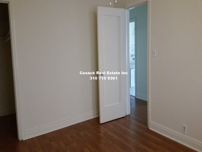 Foto del edificio - 335 S Berendo St