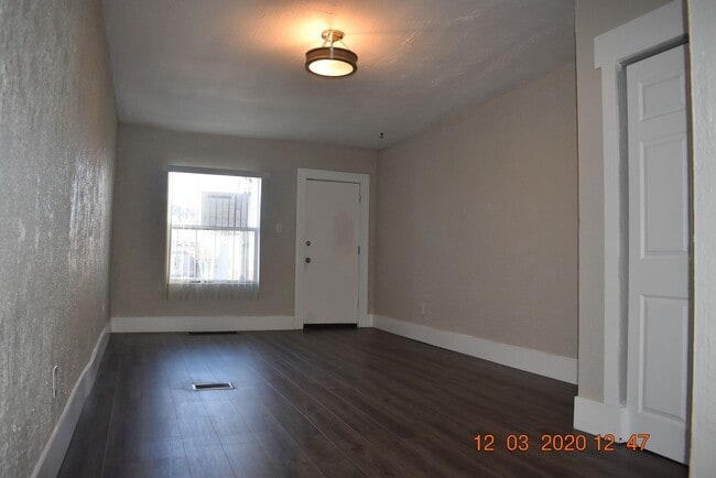Building Photo - DOWNING3014