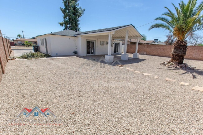 Photo - 2912 W Butler Dr House