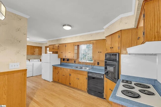 Foto del edificio - 113 Willenhall Ln