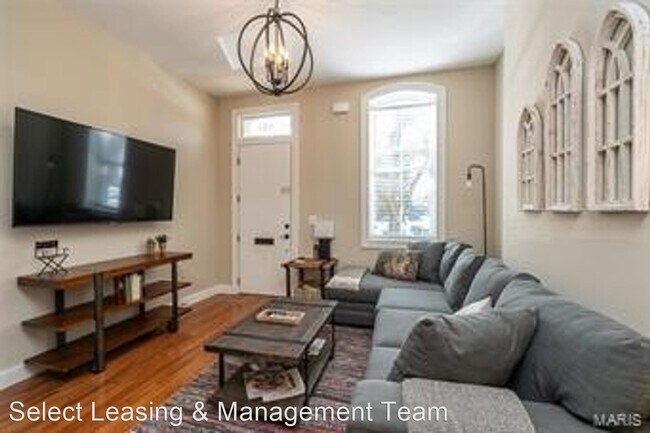 Building Photo - 3 br, 4 bath House - 2016 South 12th Street