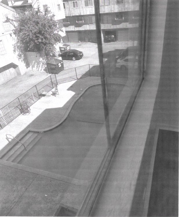 Building Photo - 9346 Van Nuys Blvd