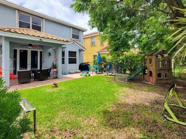 Foto del edificio - 15751 SW 20th St