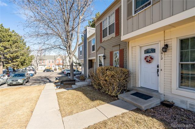 Building Photo - 3612 Queen Anne Way