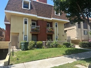Building Photo - 1137 N Louise St