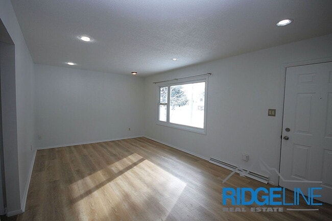 Building Photo - 5505 4th Ave S