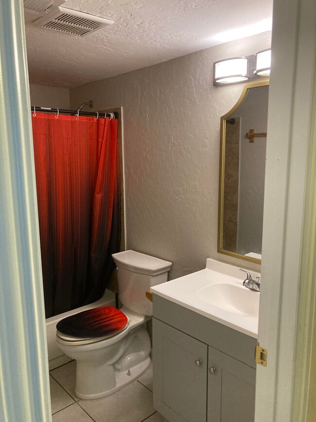 Bathroom - 2405 E Pueblo Ave