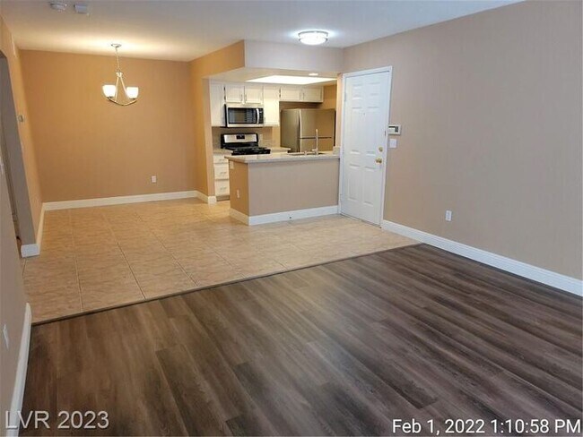 Building Photo - 1ST FLOOR UNIT LOCATED IN HIGHLY POPULAR GATED LA POSADA @ SUMMERLIN COMMUNITY!!