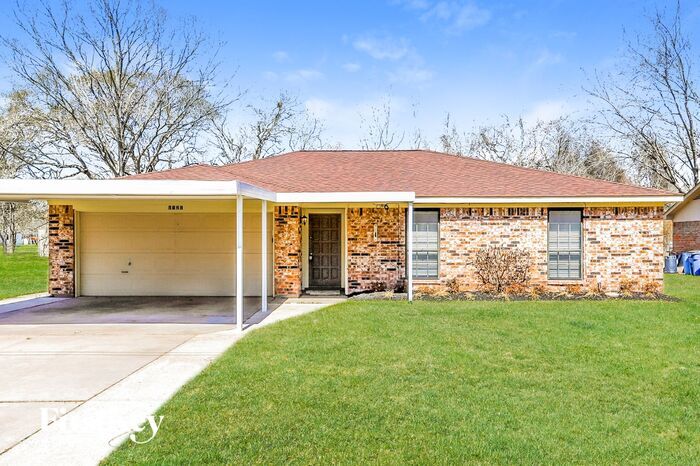 Primary Photo - 1421 Walenta Ave
