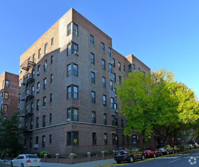Foto del edificio - 41-02-41-06 Skillman Ave