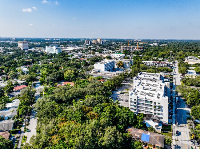 751 NE 83rd Ter Miami, FL 33138 - 751 NE 83rd Ter