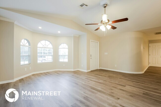 Foto del edificio - 3855 Heyburn Ave