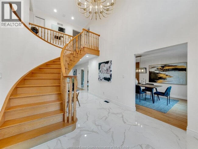 Building Photo - 5893 Cady St