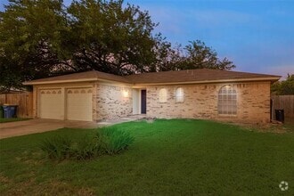 Building Photo - 6013 Barry Dr