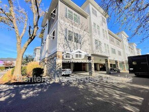 Building Photo - 7922 Shore Dr