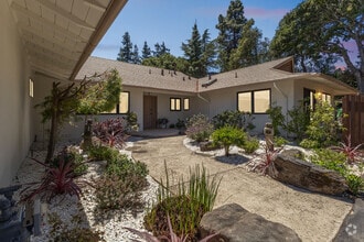 Building Photo - 26530 Conejo Ct