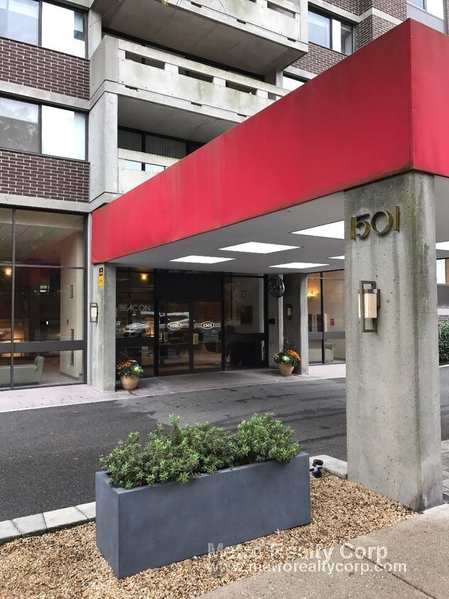 Foto principal - 1501 Beacon St