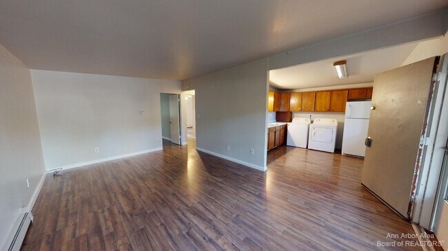Building Photo - 124 Allen Dr