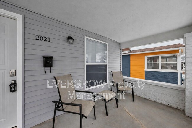 Foto del edificio - 2021 Mansfield St