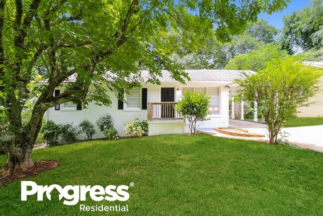 Building Photo - 2855 Mitchell Dr