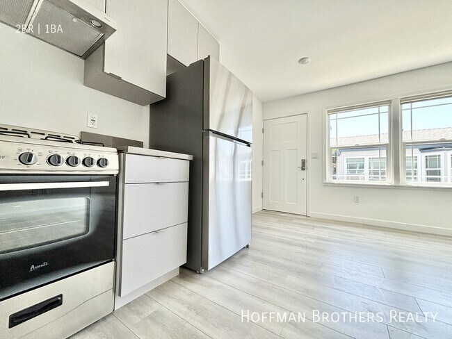 Foto del edificio - 6127 1/2 Monterey Rd-