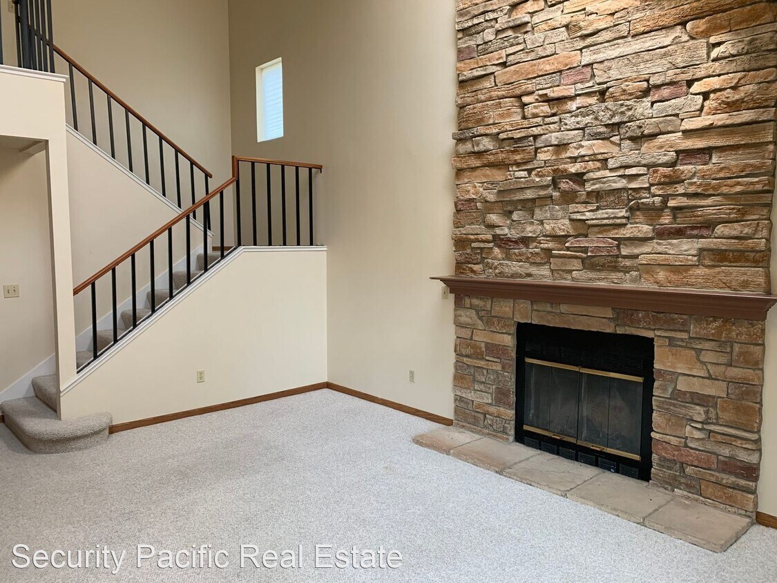 Primary Photo - 3 br, 2.5 bath House - 700 Live Oak Lane