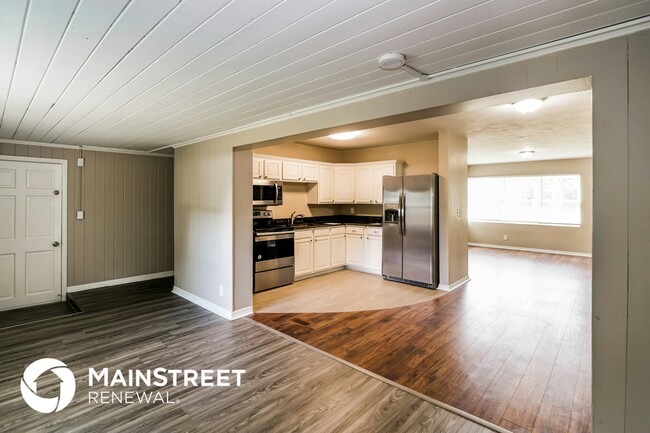 Building Photo - 216 Westover St