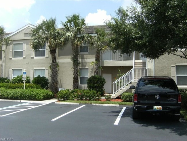 Building Photo - 12171 Summergate Cir