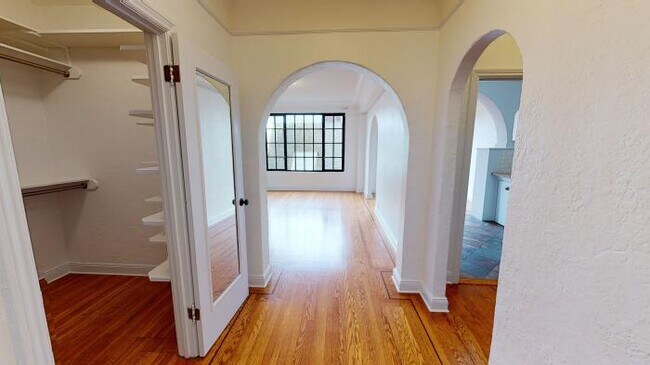 Foto del edificio - bedroom in San Francisco CA 94117