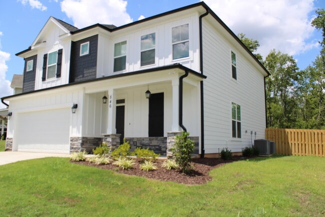 Building Photo - 846 Lillian Pk Dr
